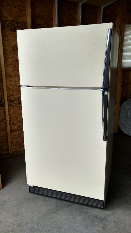 Fridge for sale in Refrigerators in Saskatoon