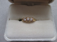 14k Gold 3 Diamonds Ring