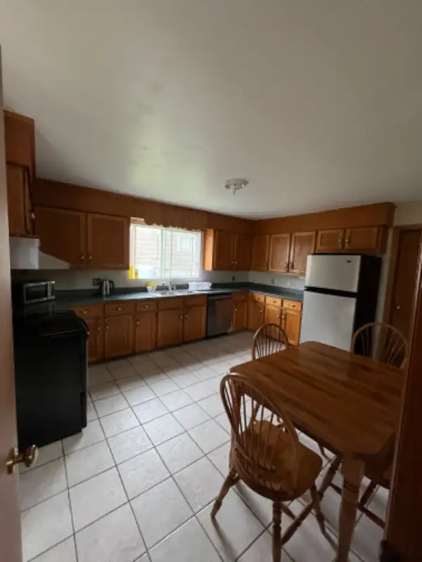 ROOM FOR RENT AVAILABLE TODAY in Room Rentals & Roommates in City of Halifax - Image 6