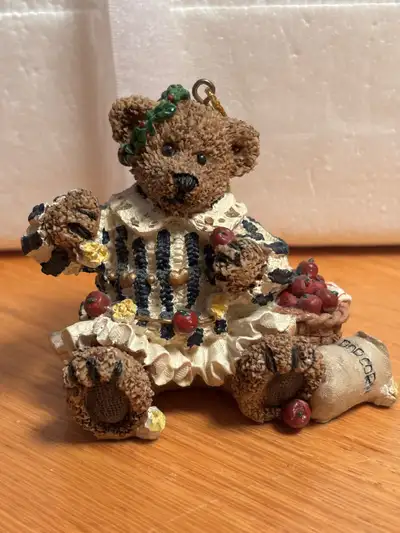 Vintage Apple Popcorn Bear Ornament, View more