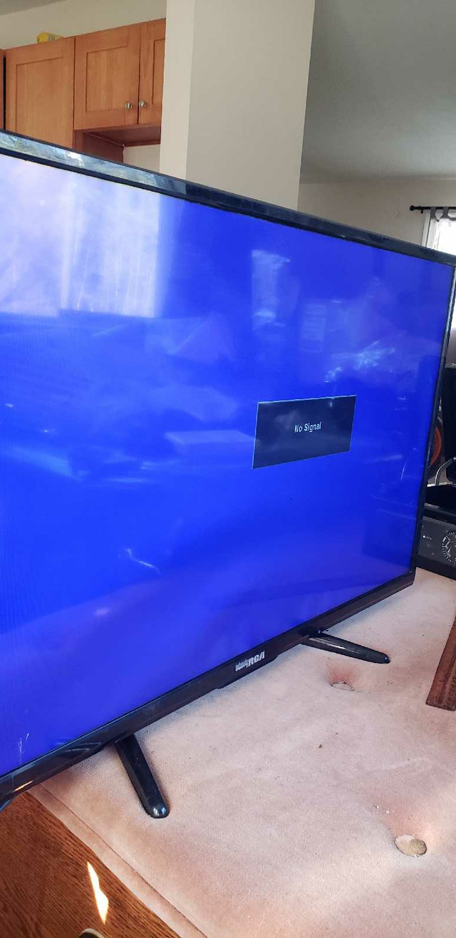 32 inch TV in TVs in Kamloops - Image 2