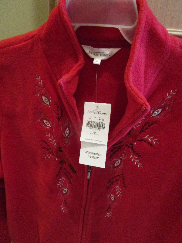 BRAND NEW LADIES SZ XL FULL ZIP RED JACKET in Women's - Tops & Outerwear in Calgary - Image 2