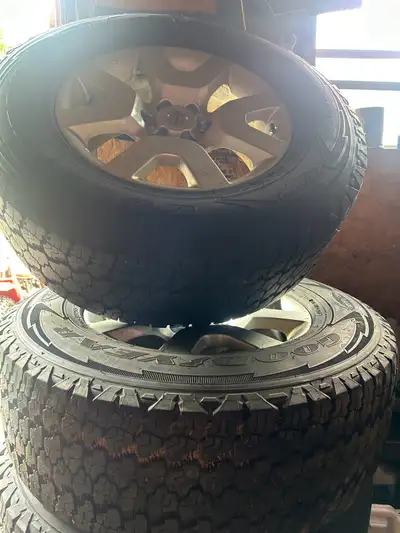 265 70 17 10ply OBO