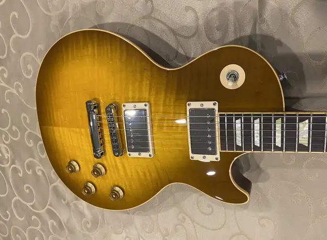 2007 Gibson Les Paul Standard Premium Plus Top 50's Neck Guitar in Guitars in Markham / York Region - Image 2