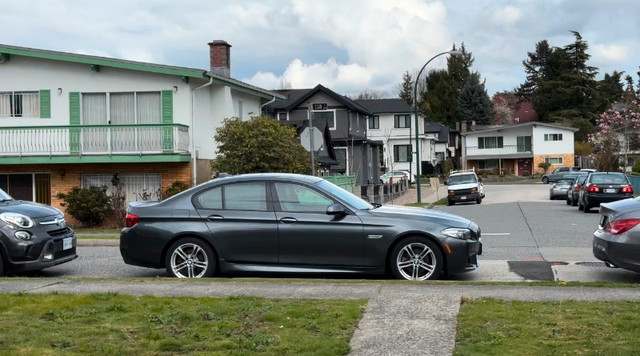 2015 BMW 528xdrive ALL packages+M sport -$25700 in Cars & Trucks in Vancouver