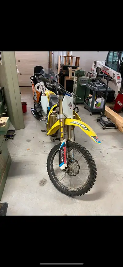 Great condition . Lots of upgrades starts every time . No time to ride anymore . Pick up in angus ar...