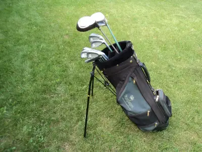 GOLF CLUBS LADIES RH DELUXE, View more