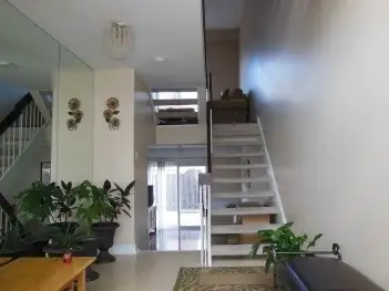 Well maintained 3 Bedroom Condo Town home Is In A Great Neighborhood Close To Schools(YorkMills CI ,...