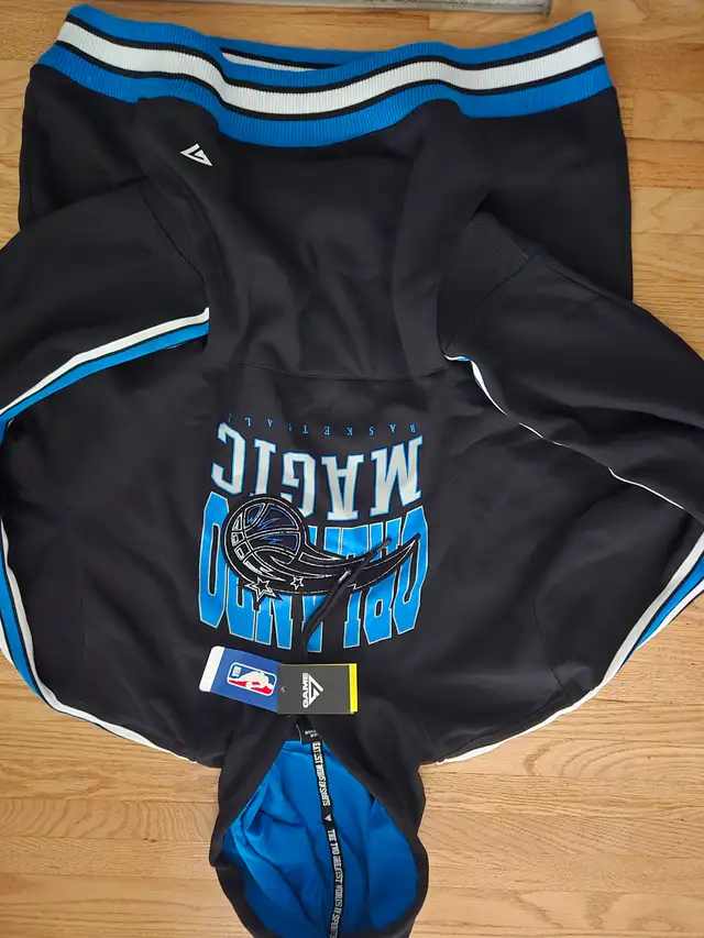 NBA Official Men's Long Sleeve Pullover Hoodie Fleece XXL in Men's in City of Toronto - Image 5