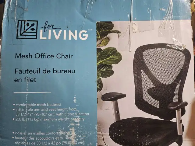 office chair  in Chairs & Recliners in Markham / York Region - Image 6