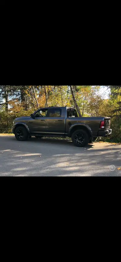 Selling my 2019 dodge ram 1500 5.7 hemi sport 1500. It only has 47,000 original kms, I bought this t...