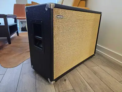 Avatar Amp Cabinet with Celestion G12T-75s, View more