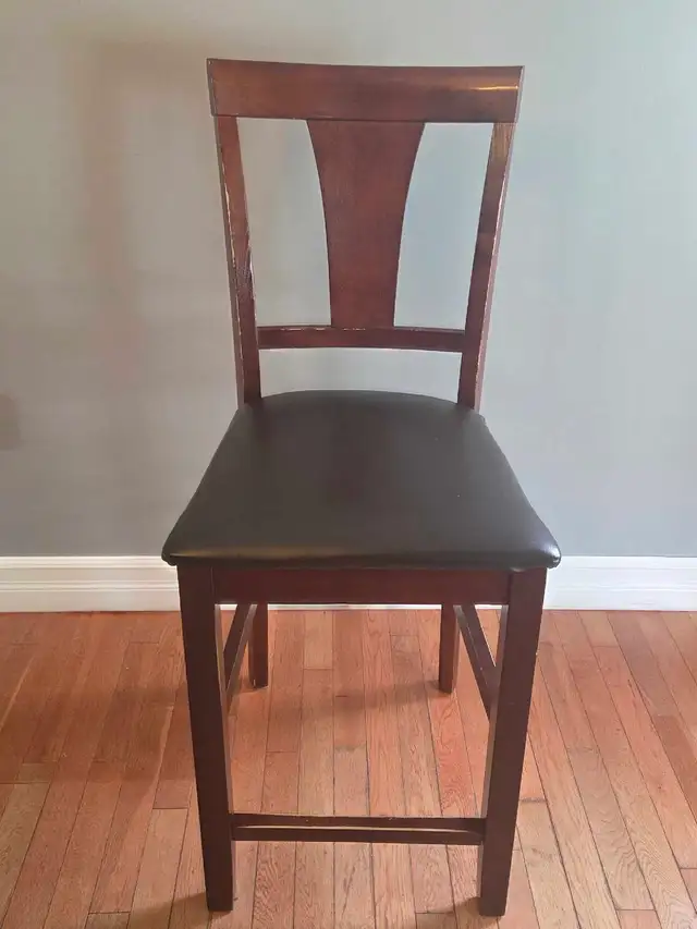 Dinning Room Table set for 8 people in Dining Tables & Sets in Annapolis Valley - Image 4