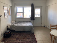 Downtown Montreal Studio apartment lease transfer