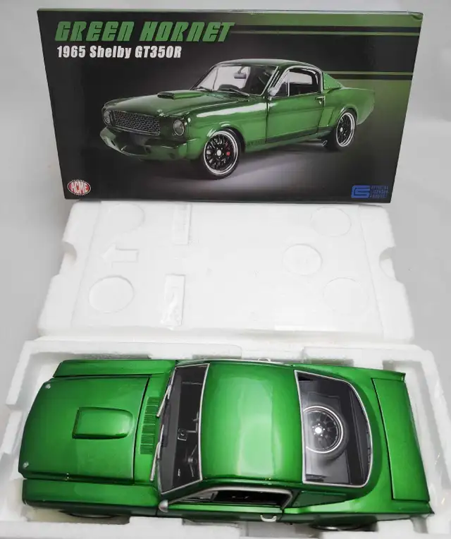 1965 Shelby GT350R Green Hornet Ford Mustang 1:18 Diecast ACME in Arts & Collectibles in Kawartha Lakes - Image 11
