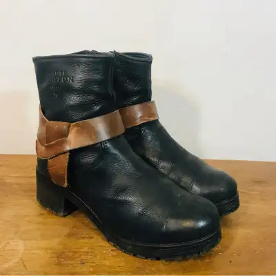 Size 39 Mad win Italy 70$ - en cuir