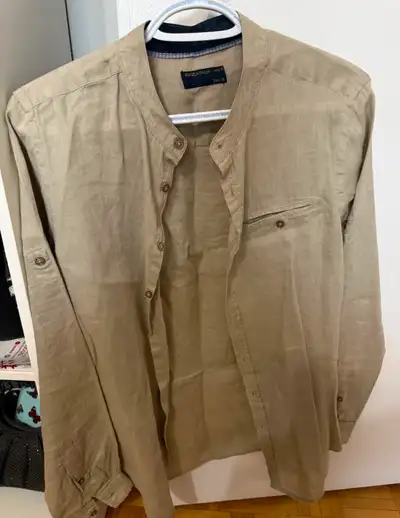 Men’s Lightly used Piazza Italia linen shirt in size small., View more