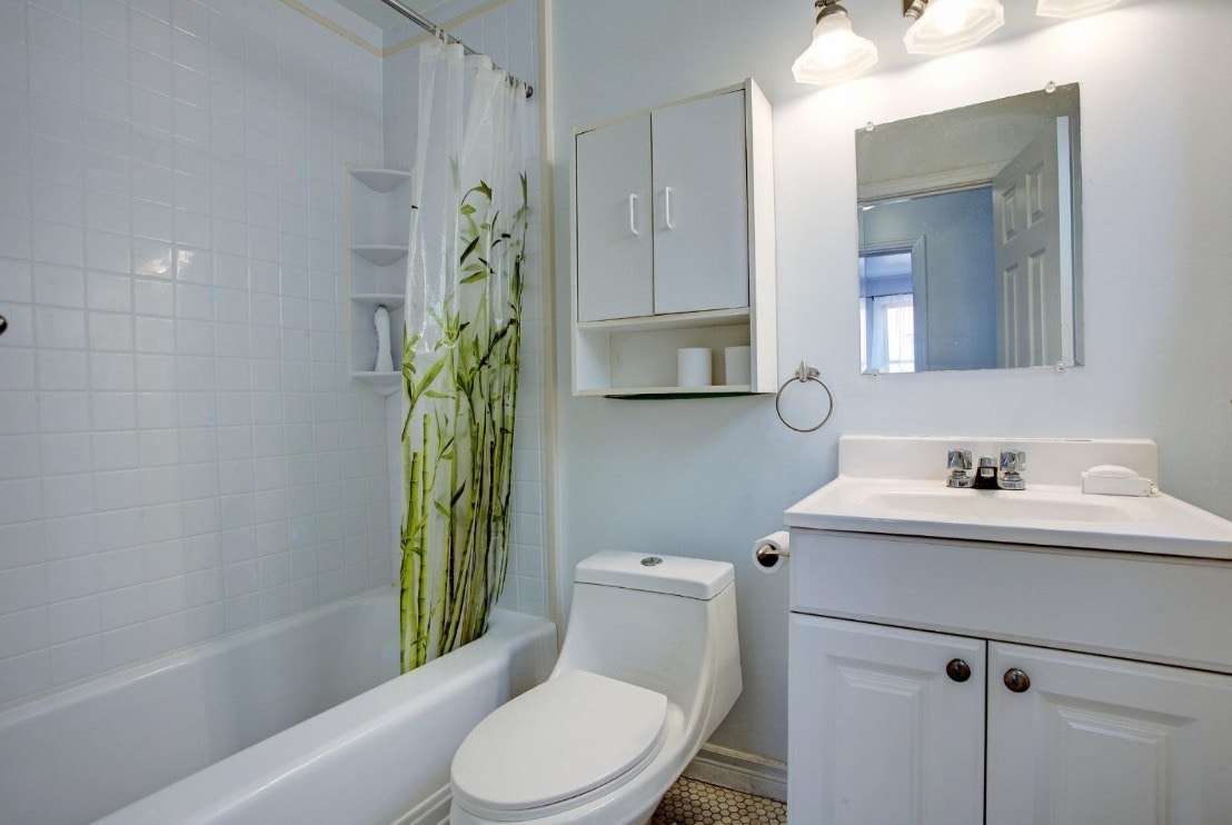 FURNISHED ROOM FOR RENT IN SHARED APARTMENT IN NDG — photo 3