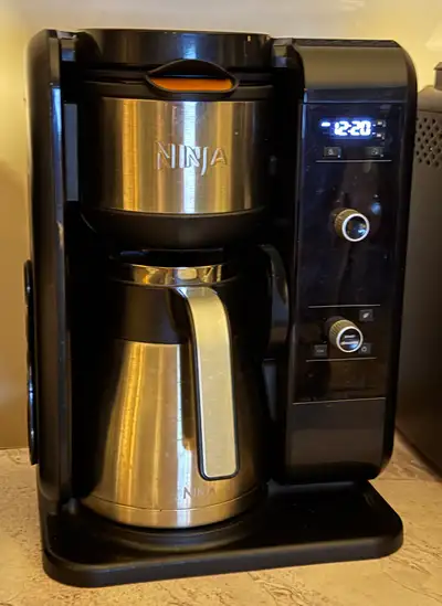 Ninja CP307 Système d'infusion à chaud et à froid, Auto-iQ Machine à thé et café avec 6 tailles d'in...