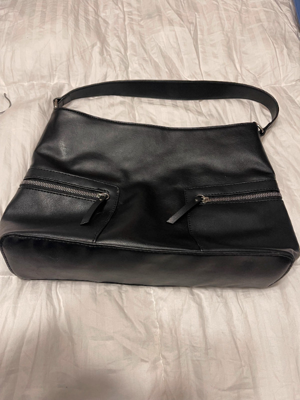 George Messenger Bag~ Black~Shoulder Bag in Women's - Bags & Wallets in Barrie