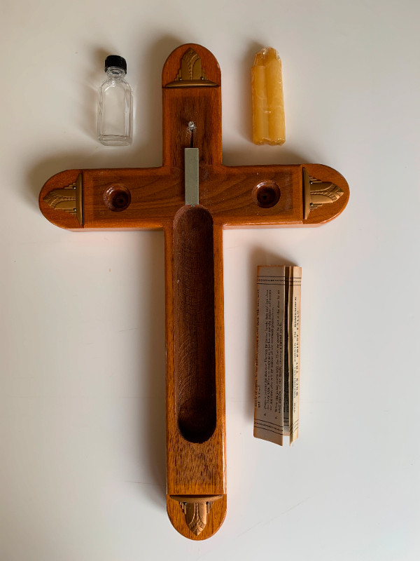 Crucifix des derniers sacrements (viatique) – Vintage dans Art et objets de collection  à Ville de Montréal - Image 4