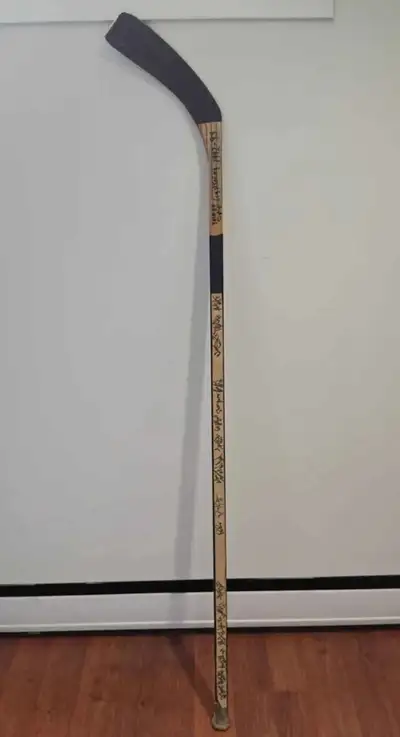 1992 Tampa Bay Lightning NHL Stick Expansion 1st Year Signed, View more