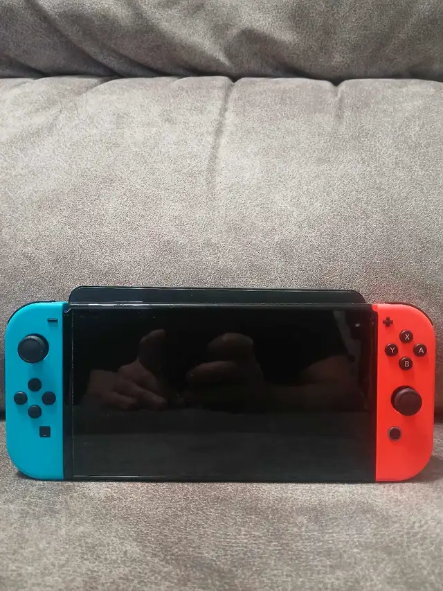 Nintendo Switch OLED62863738561282121