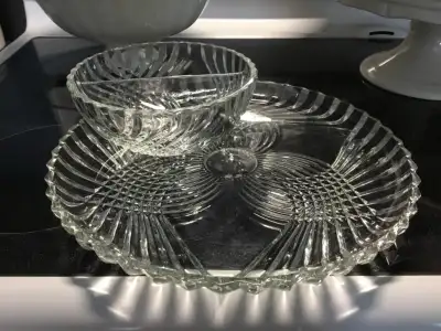 Hardly used been stored away and trying to downsize Appropriately 2” across and the dived bowl is ap...