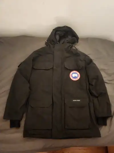 Canada Goose Expedition Parka - Men Small, View more