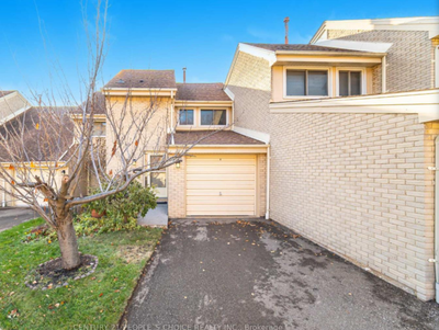 Centrally Located Townhome in a Highly Desired Complex Home Description: Welcome to this bright and...