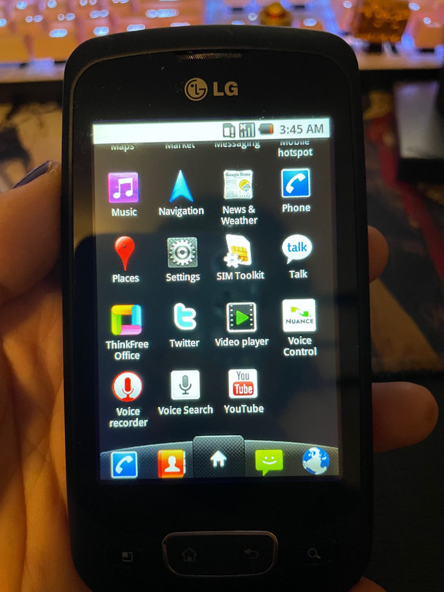 LG P500h Phone  in Cell Phones in City of Halifax - Image 2