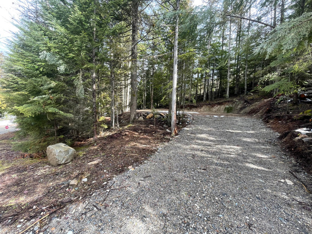 Lot 2 Selkirk Rd, Crawford Bay, BC in Land for Sale in Nelson - Image 3