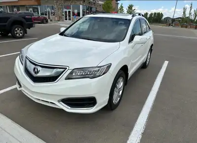 Clean and reliable car ..honda primium vehicle with very low kms ..no accidents...