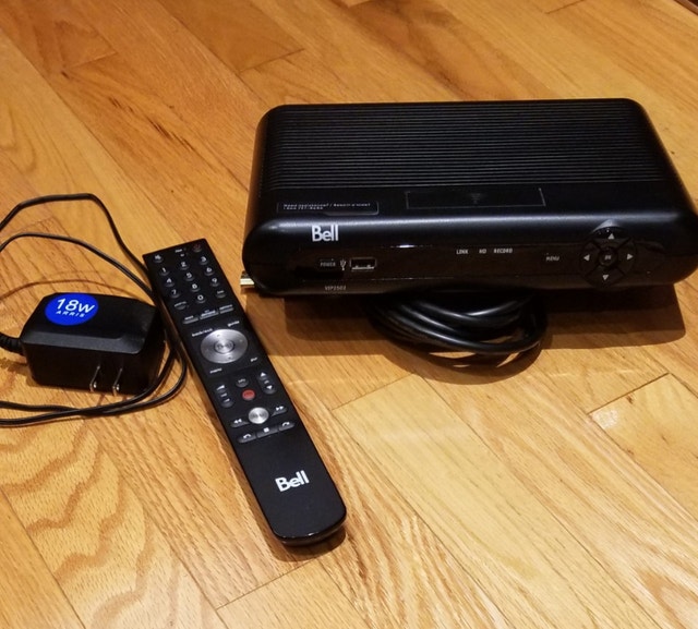 Bell fibe TV receiver for sale Video & TV Accessories Oakville