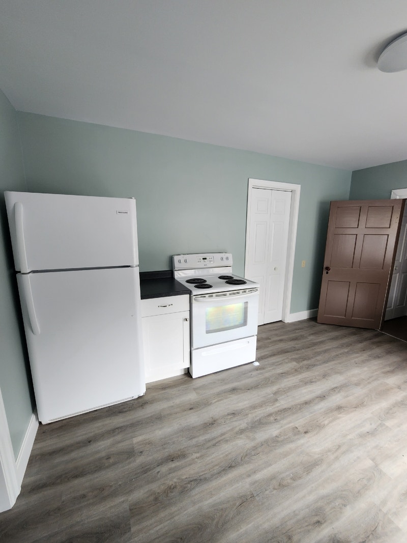 Large 2 bedroom apartment Long Term Rentals Annapolis Valley Kijiji