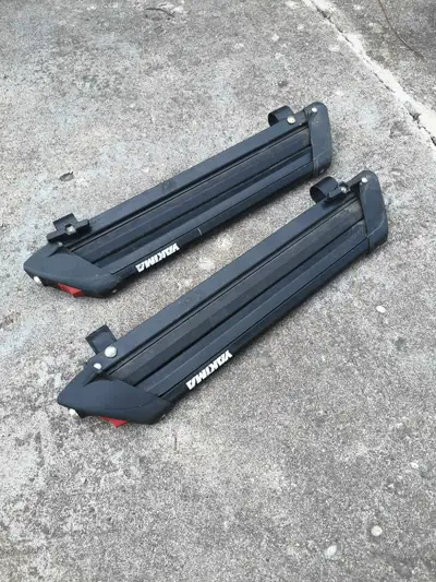 Yakima classic ski carrier, View more