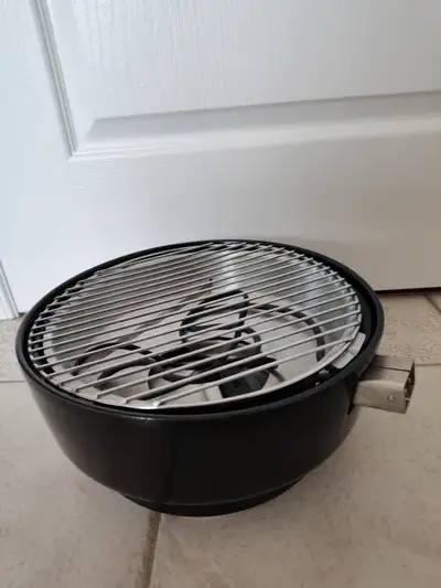 Grill électrique (neuf), View more