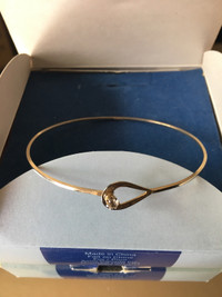 Minimal Bangle Bracelet By “AVON”