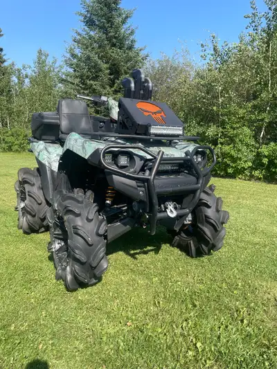 2006 Kawasaki brute force camo No issues, well maintained Tons of power!!! 3000km Front and rear aft...