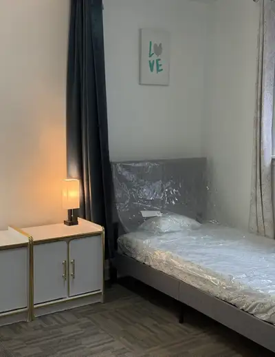 SHARED ROOM FOR RENT — NOT A PRIVATE ROOM (Deal Street Halifax) Please read carefully before messagi...