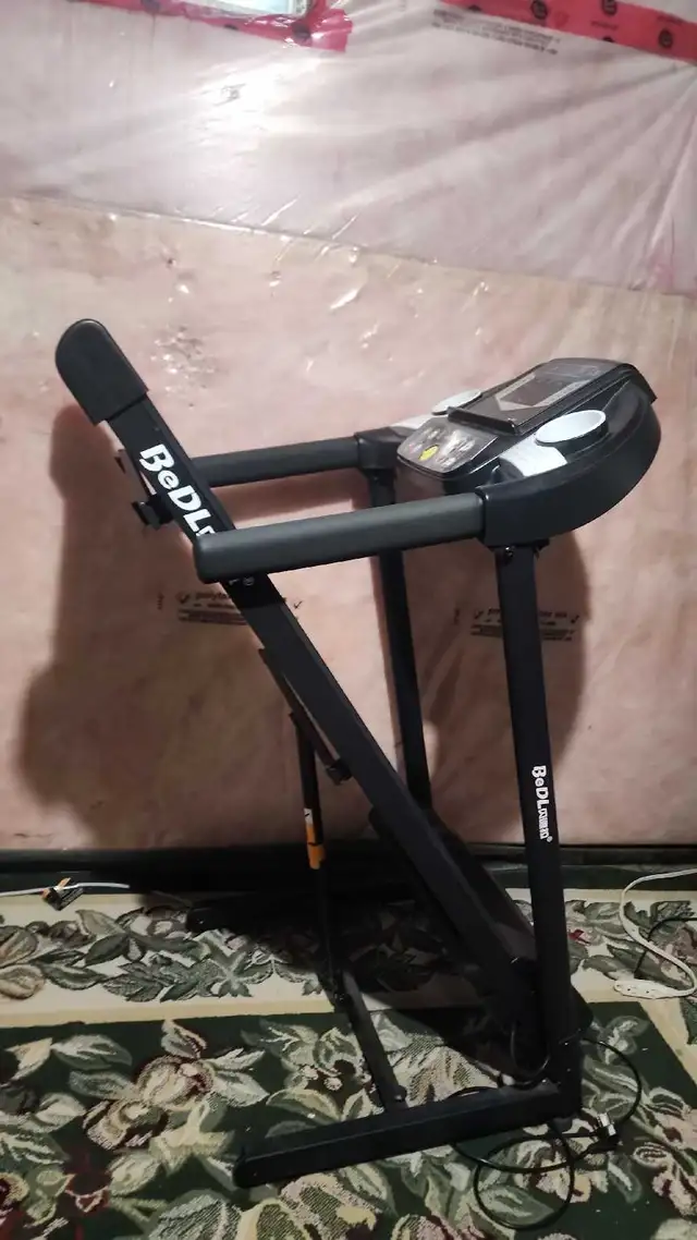 New treadmill in Exercise Equipment in Kitchener / Waterloo - Image 4