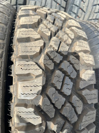 1 pneu neuf lt 235/75r15 good year 