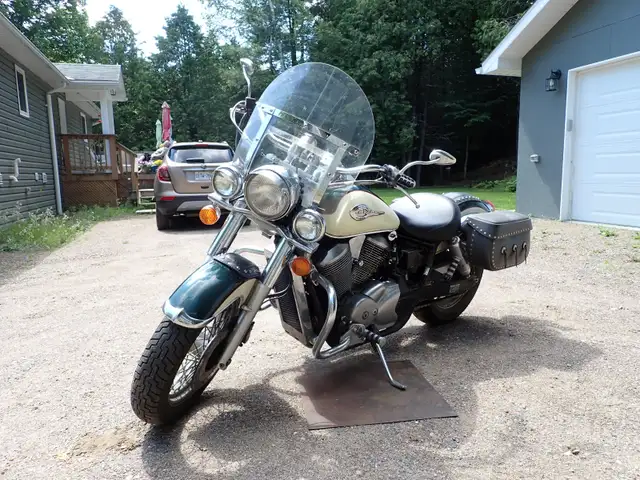 1999 Honda Shadow A.C.E 750 in Street, Cruisers & Choppers in Renfrew - Image 11