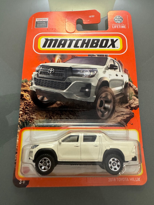 Matchbox Hot wheels 2018 Toyota Hilux in Toys & Games in City of Toronto