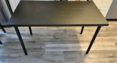 Table + 4 chairs ✔ Only 5 months used ✔ Clean & sturdy, No Scratch ✔ From a smoke-free home Reason f...