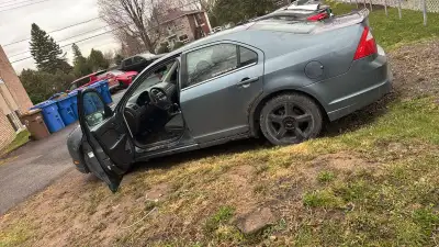 ****Acheteur sérieux seulement**** Merci de vôtre compréhension Ford fusion 2011 moteur 2.5litre 250...