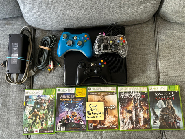 Xbox 360 lot three controllers five games tested and works well  in XBOX 360 in City of Toronto