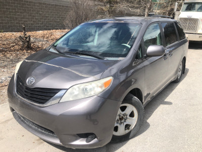 2011 TOYOTA SIENNA AWD…. Requires service