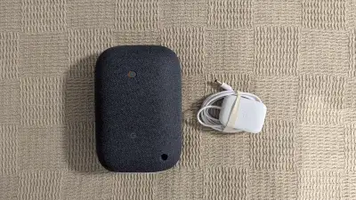 Google Nest Audio Speaker - like new, View more