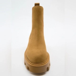 Zara Camel Suede Split Leather Chunky Lug Sole Chelsea Ankl Boot dans Femmes - Chaussures  à Ville de Montréal - Image 3